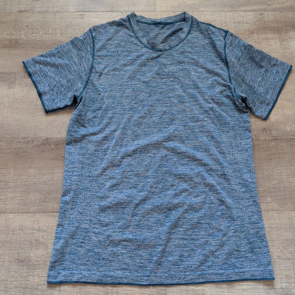 Lululemon Metal Vent Tech Short Sleeve Shirt Mens M Blue Athletic Workout Top